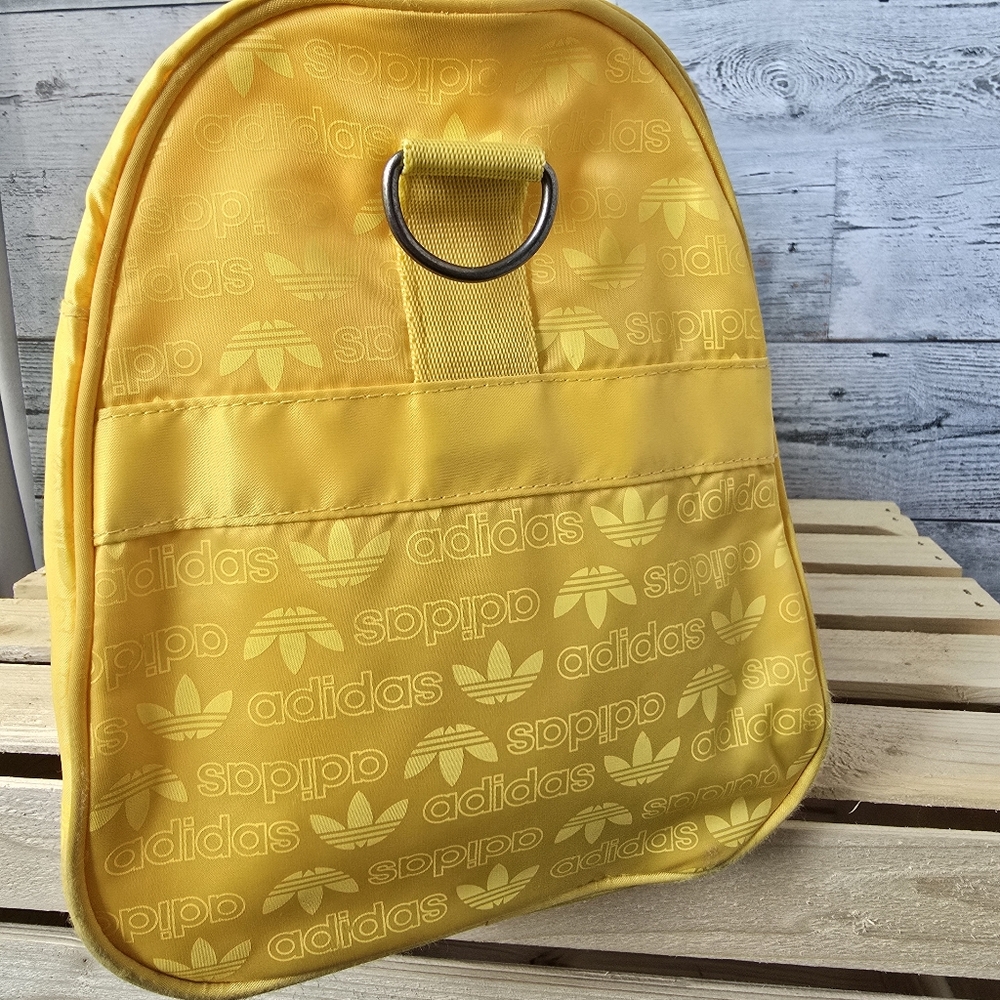 Adidas Duffle Bag Set X2 Yellow Travel Bag Purse Medium - Picture 4 of 15
